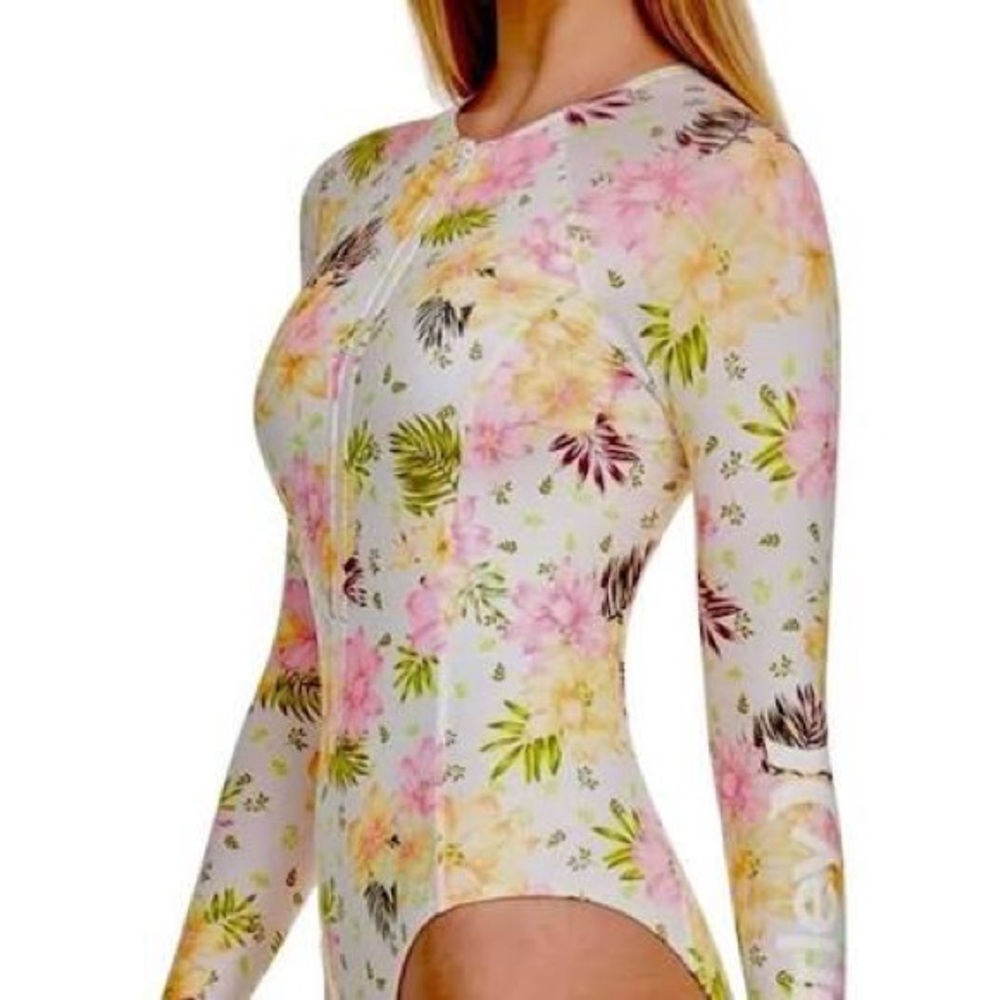 NWT Hurley Leaf Pattern OnePiece long sleeve floral swimsuit zip in back!